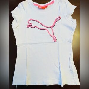 Puma t shirt in like new condition condition